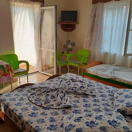 Vila Marsen * Pogradaş