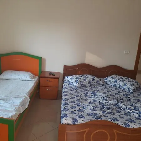 Vila Marsen * Pogradaş